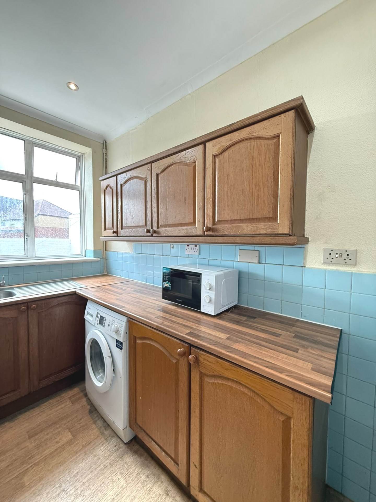 Uxbridge Road, Southall, Image 4