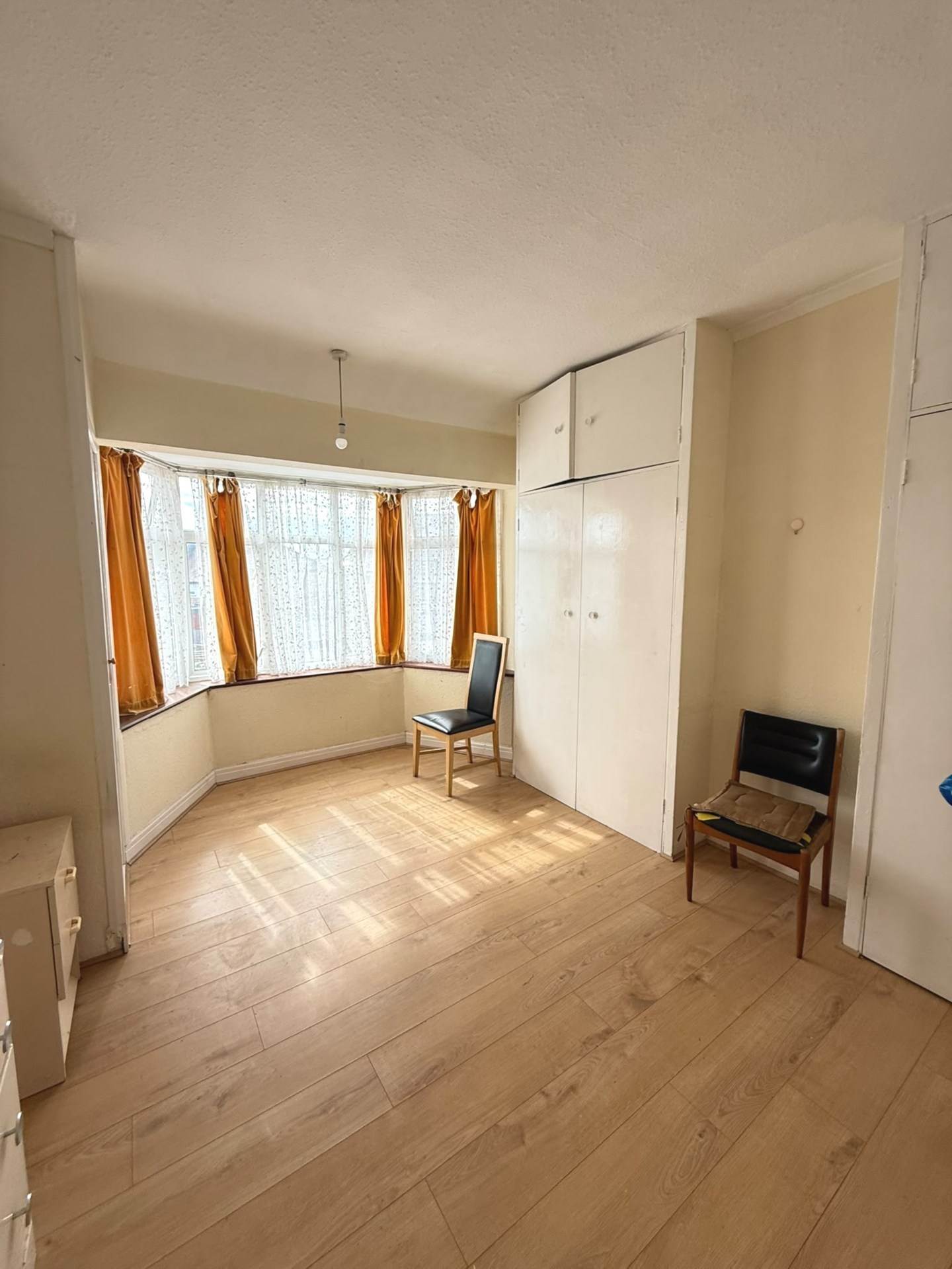 Uxbridge Road, Southall, Image 6