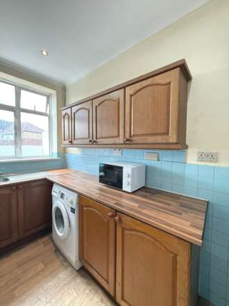Uxbridge Road, Southall, Image 4