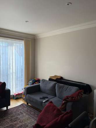 Reet Gardens, Slough, Image 2