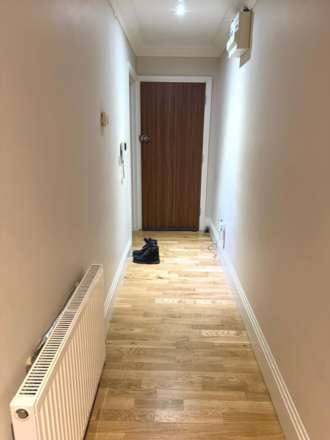 Reet Gardens, Slough, Image 7