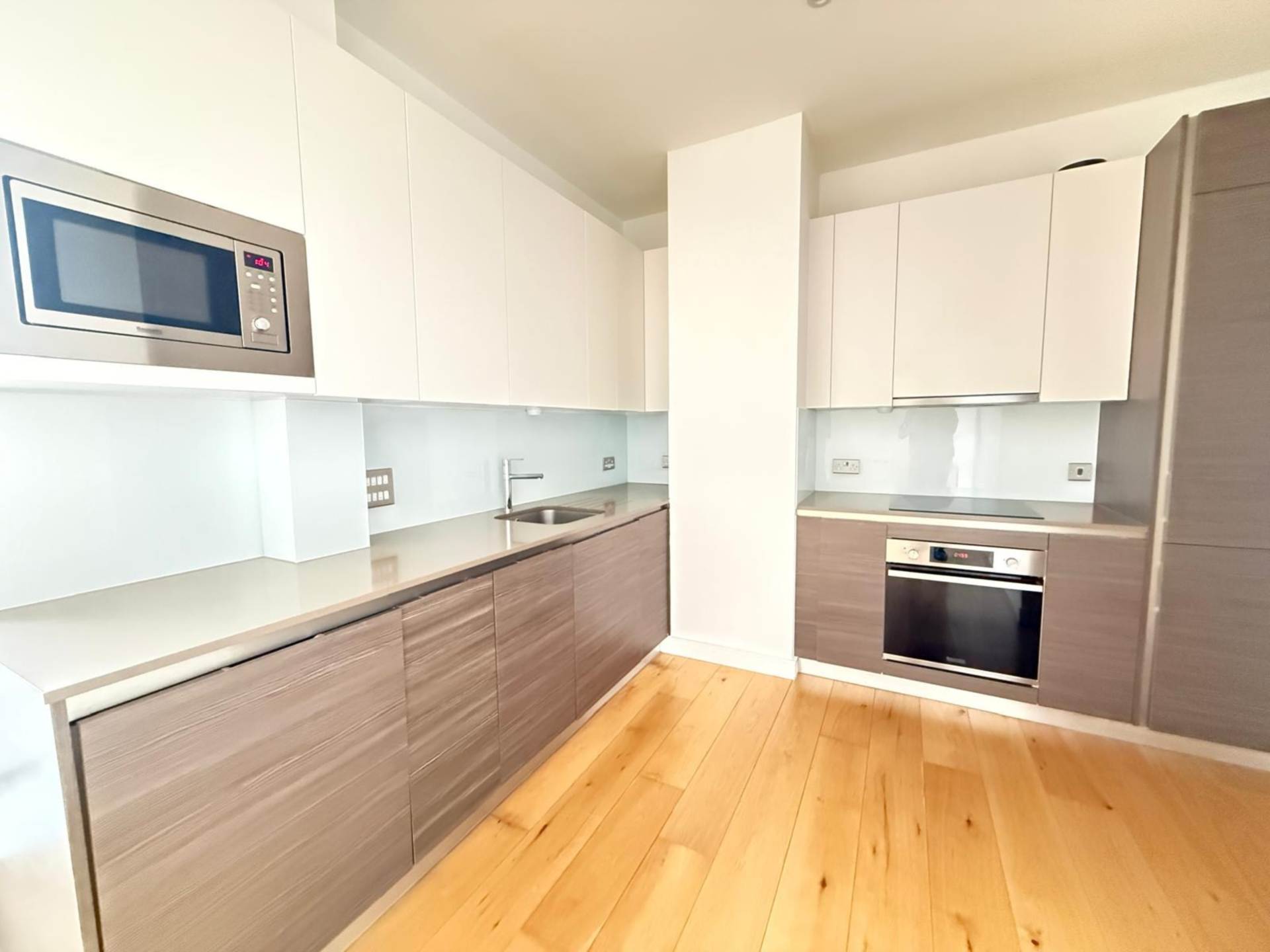 Lampton Road, Hounslow Central, Image 1
