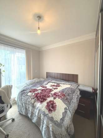 Reet Gardens, Slough, Image 9