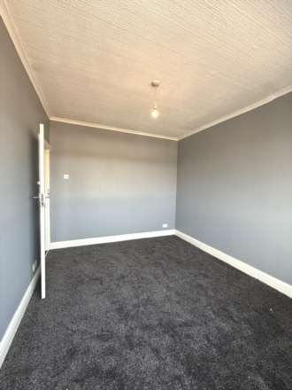 Greenland Crescent, Southall, Image 10