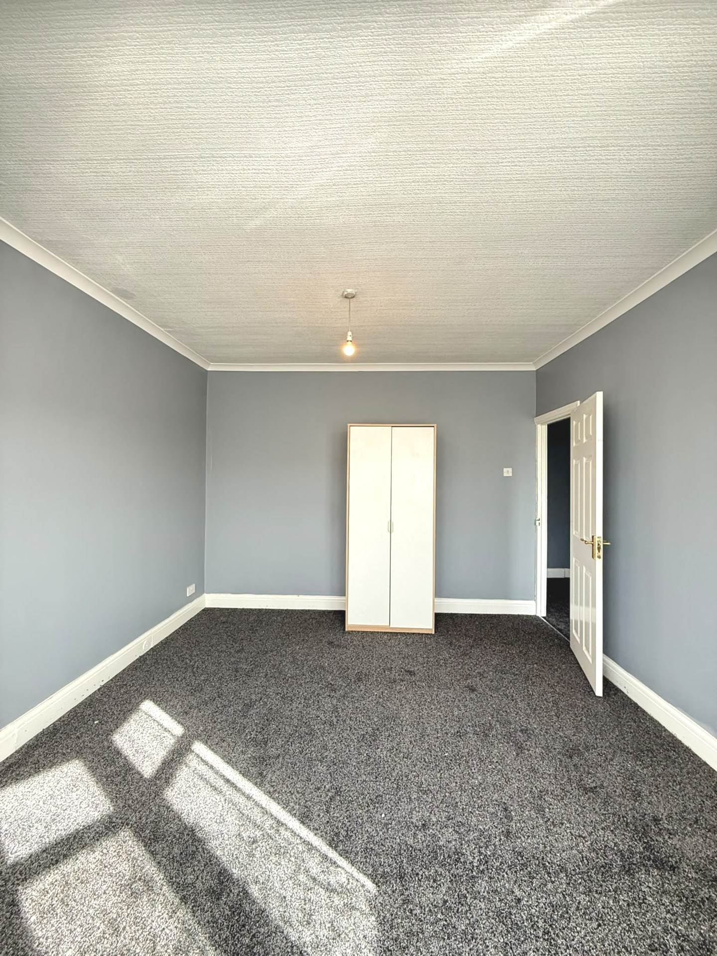 Greenland Crescent, Southall, Image 6