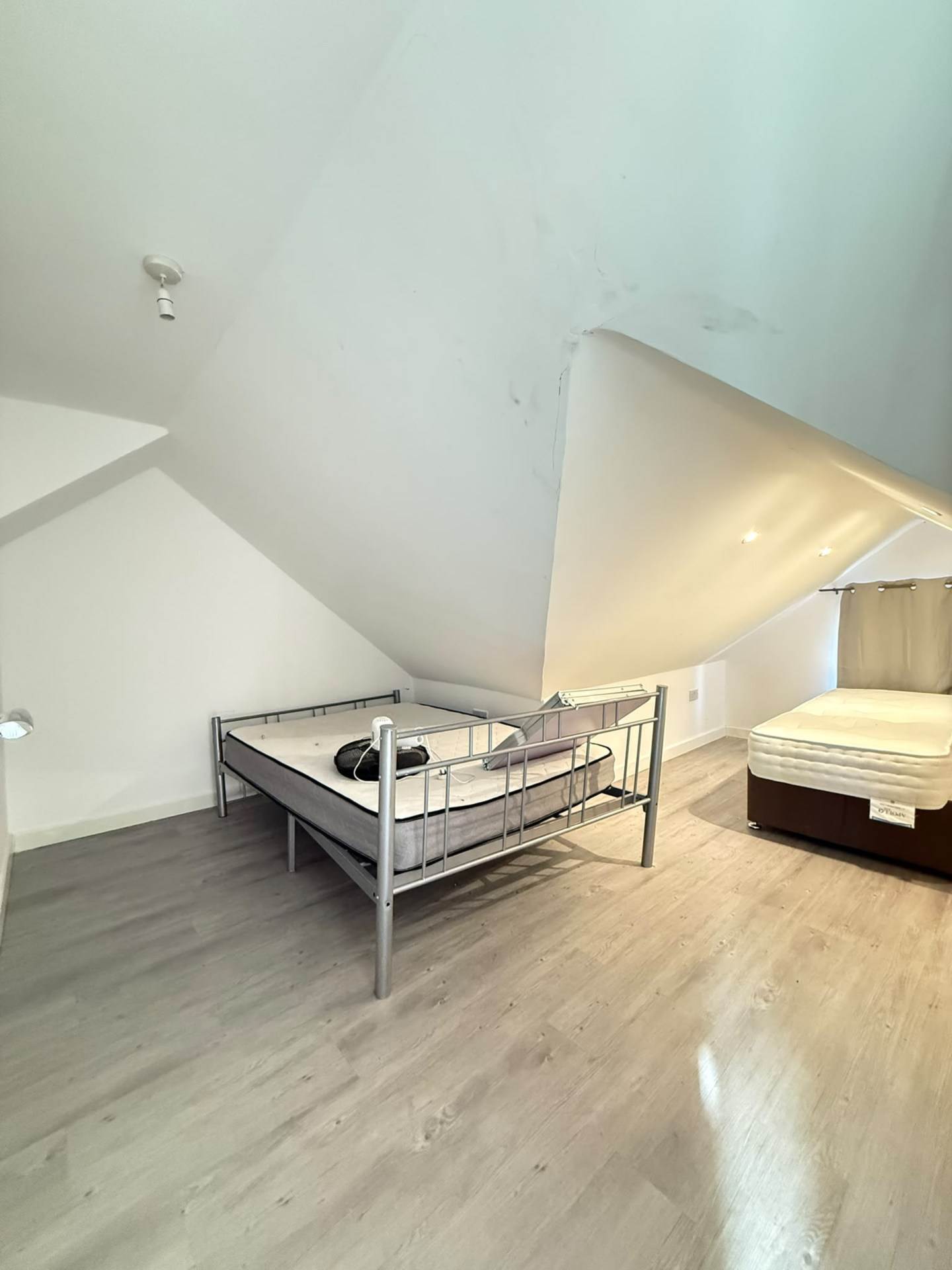 Pinn Close, Cowley, Image 7