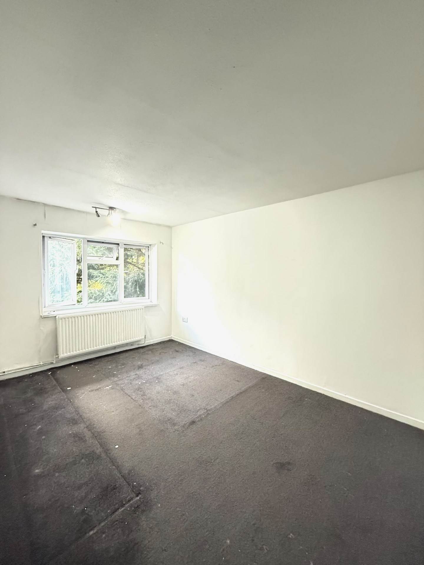 Baird Avenue, Southall, Image 5