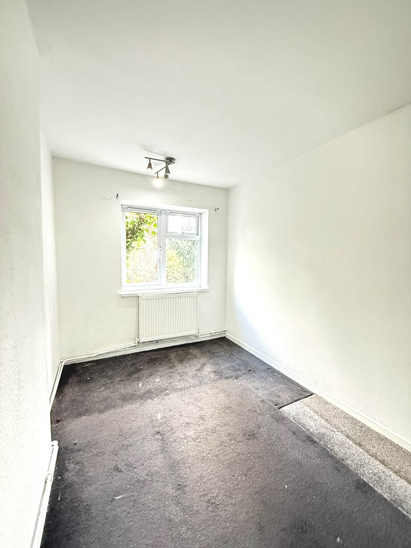 Baird Avenue, Southall, Image 6