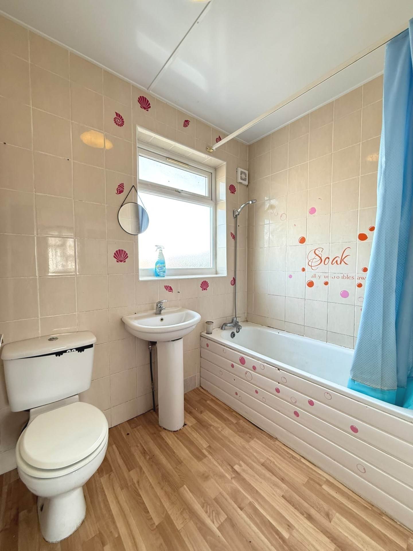 Greenland Crescent, Southall, Image 12