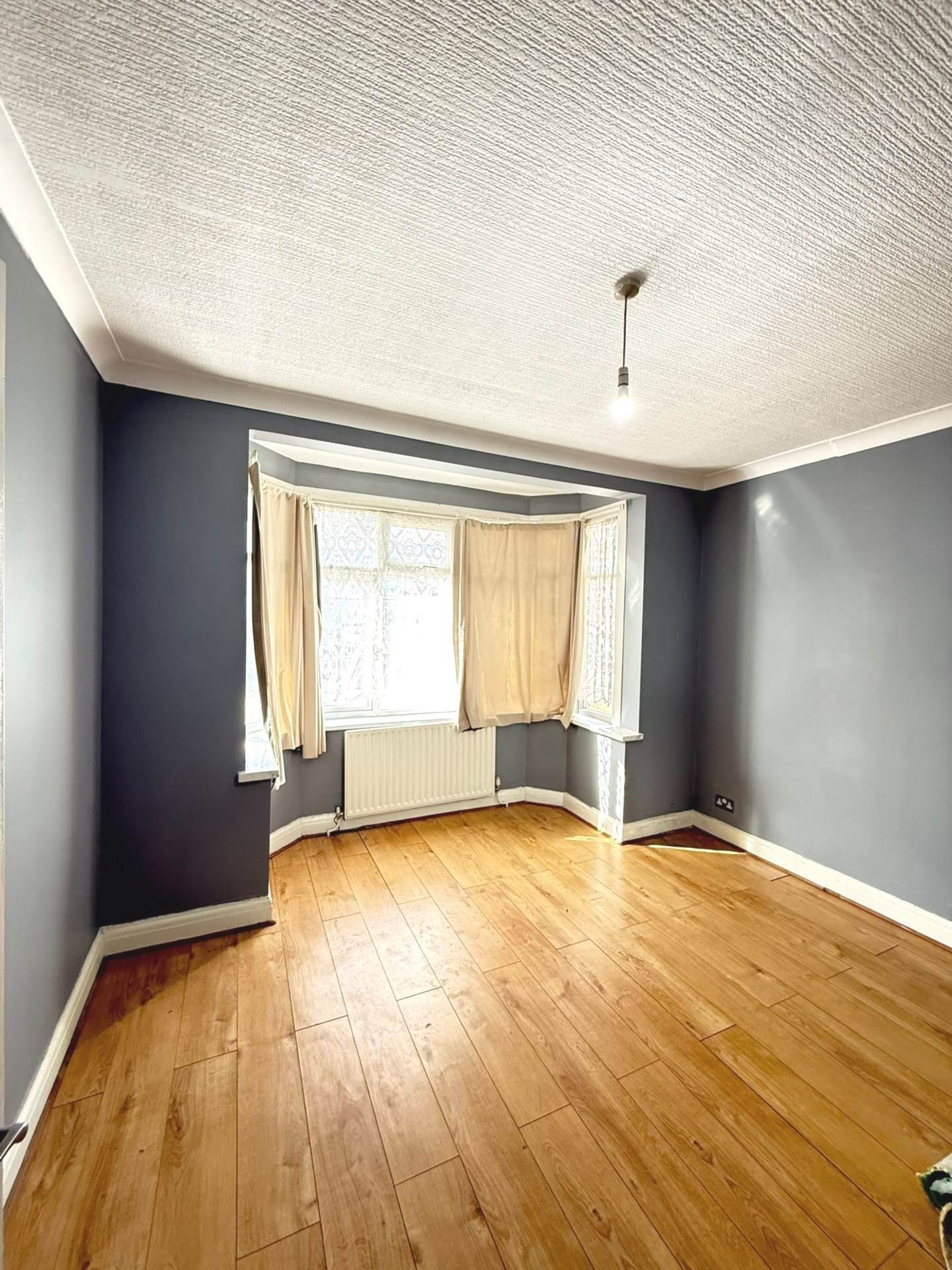 Greenland Crescent, Southall, Image 3