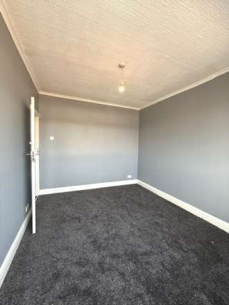 Greenland Crescent, Southall, Image 10