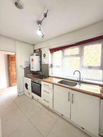 Baird Avenue, Southall, Image 3