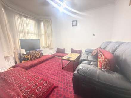 4 Bedroom Terrace, Kingston Road, Southall
