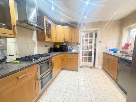 Kingston Road, Southall, Image 3