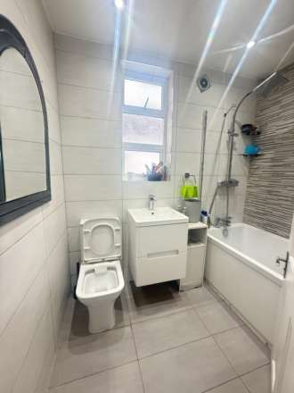 Kingston Road, Southall, Image 5