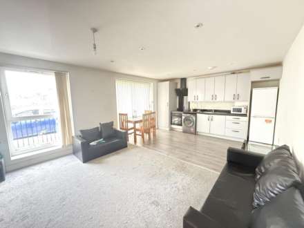 Property For Rent Coldharbour L, Hayes