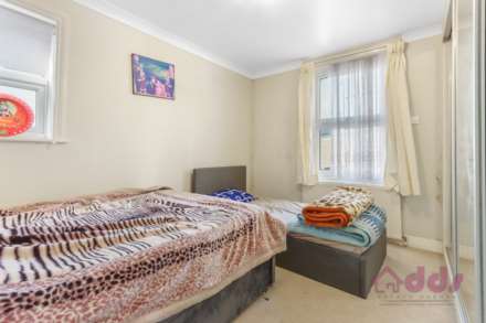 Kingston Road, Southall UB2 4AW, Image 13
