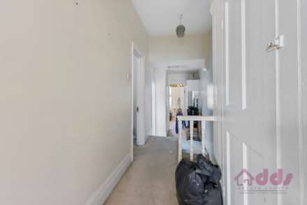 Kingston Road, Southall UB2 4AW, Image 15