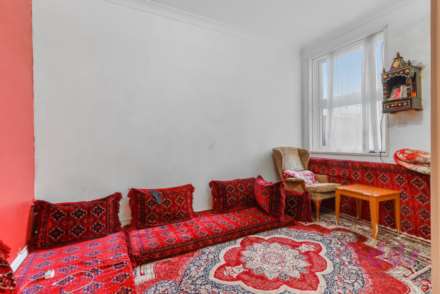Kingston Road, Southall UB2 4AW, Image 4