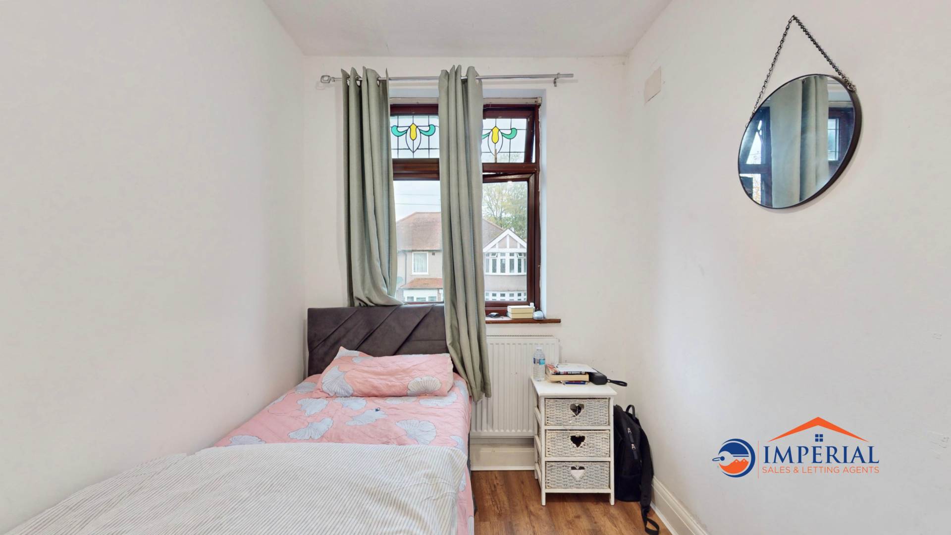 Old Cote Drive, Heston, Hounslow, Image 14