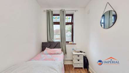 Old Cote Drive, Heston, Hounslow, Image 14