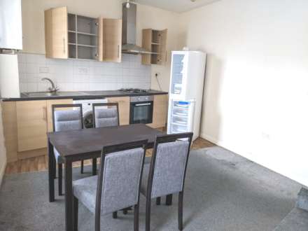 Property For Rent The Green, Southall