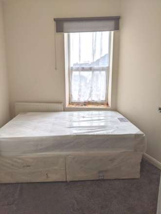 57 The Green, Southall, Image 4