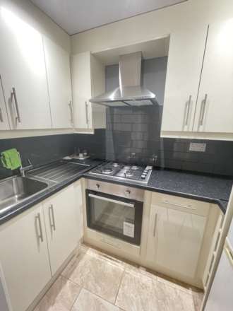 Findhorn Avenue, Hayes, Image 13