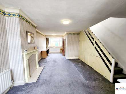 Lansbury Drive, Hayes, Image 1