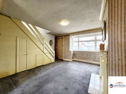 Lansbury Drive, Hayes, Image 2