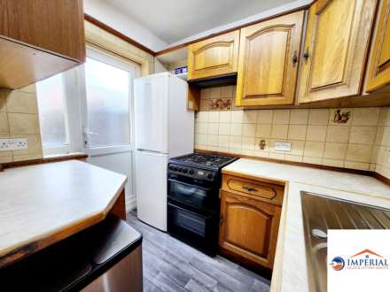 Lansbury Drive, Hayes, Image 4