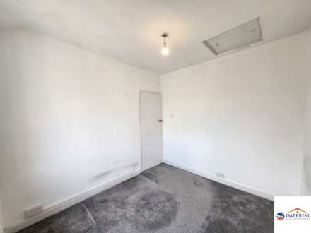 Lansbury Drive, Hayes, Image 9