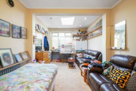 Northcote Avenue, Southall, Image 3
