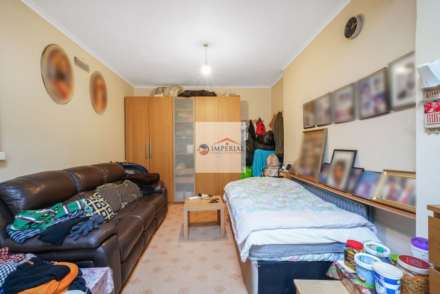 Northcote Avenue, Southall, Image 4