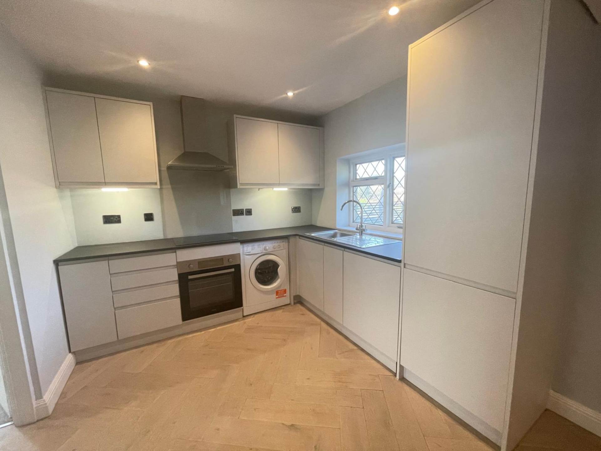 Kingswick Dr, Sunninghill, Image 1
