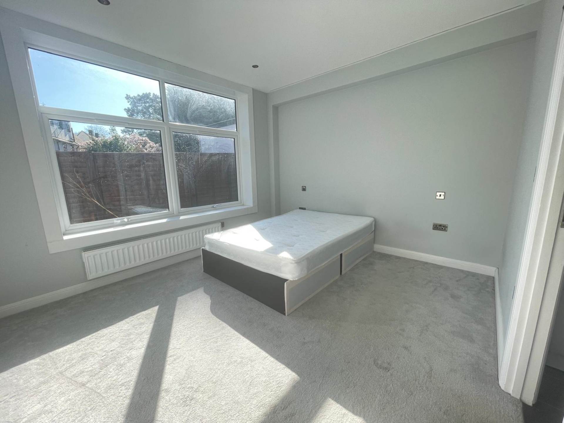 Kingswick Dr, Sunninghill, Image 2