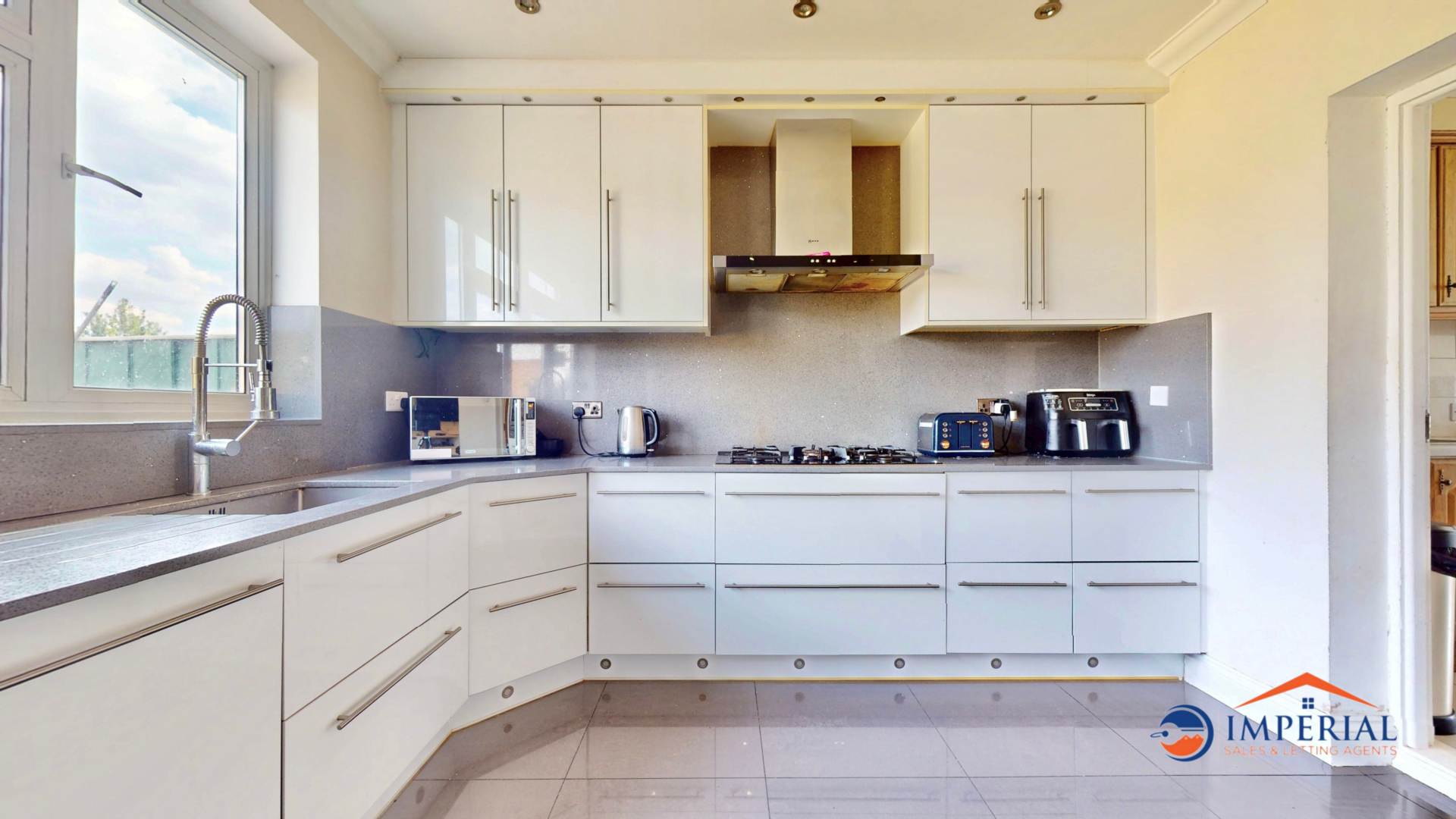 Burnsway, Hounslow, Image 10