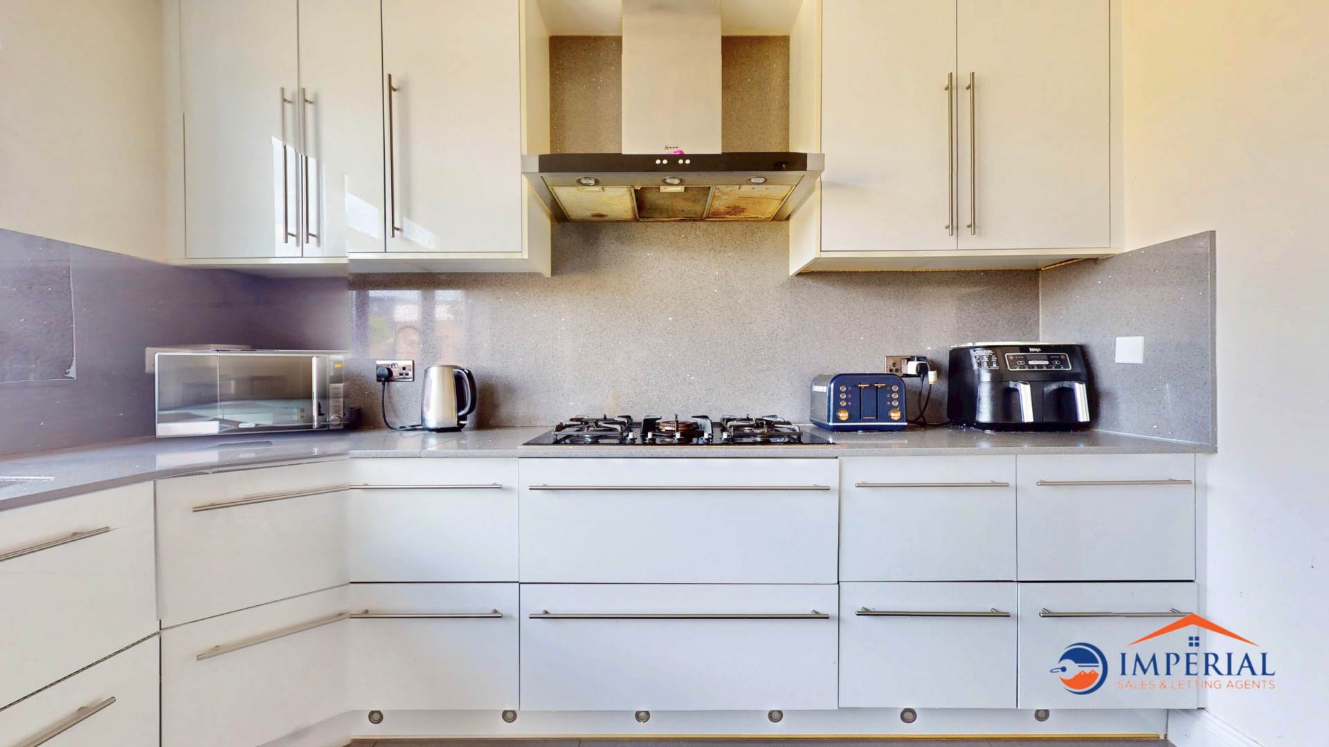 Burnsway, Hounslow, Image 12
