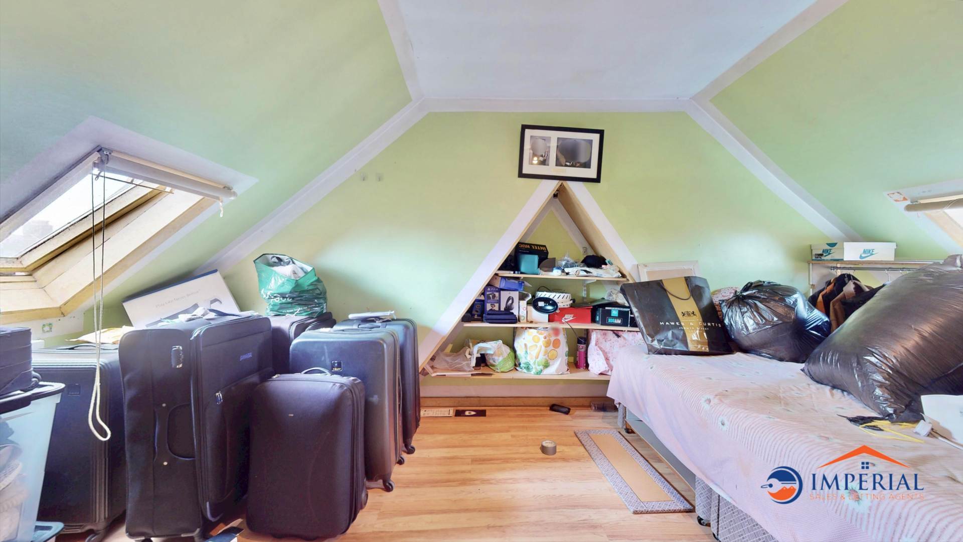 Burnsway, Hounslow, Image 24