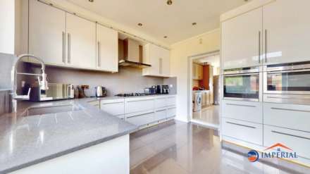 Burnsway, Hounslow, Image 11