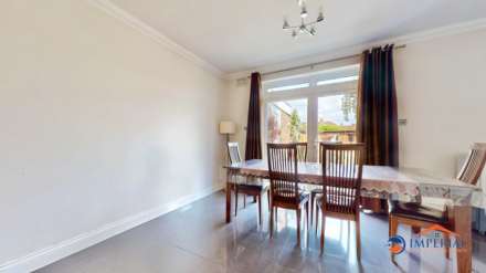 Burnsway, Hounslow, Image 7
