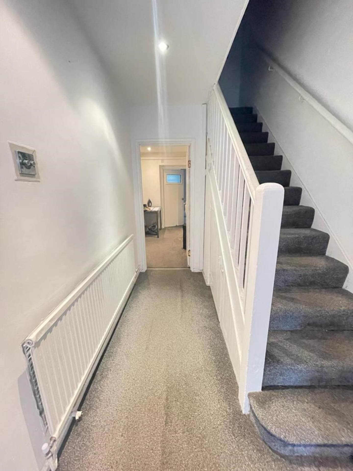New Peachey Lane, Uxbridge, Image 3