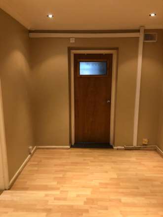 New Peachey Lane, Uxbridge, Image 6
