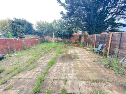 New Peachey Lane, Uxbridge, Image 7