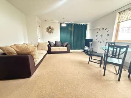 Property For Rent Bath Road, Hounslow