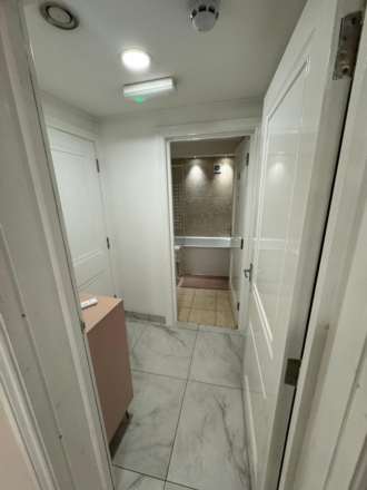 Warple Road, Isleworth, Image 5