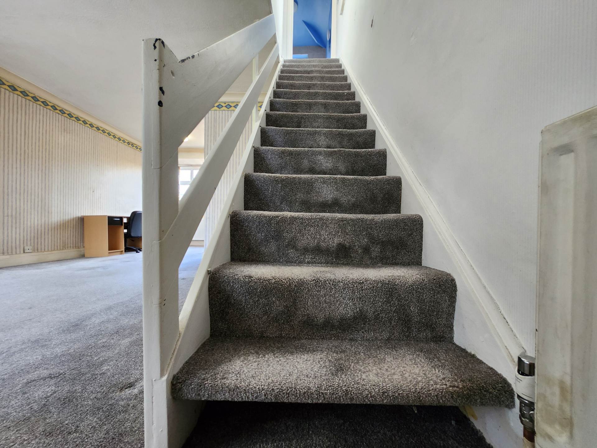 Lansbury Drive, Hayes, Image 4