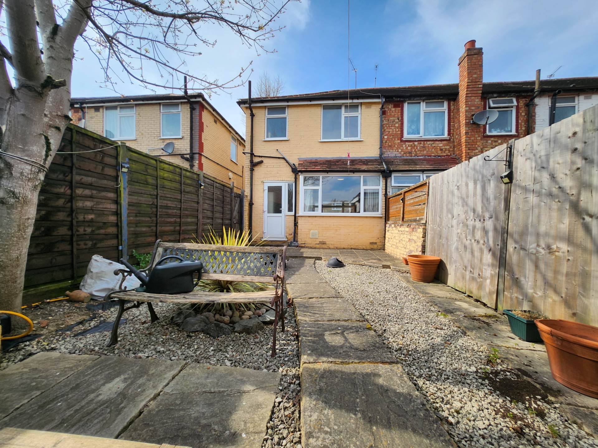 Lansbury Drive, Hayes, Image 9