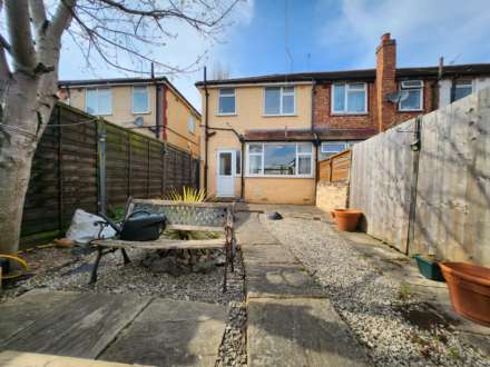 Lansbury Drive, Hayes, Image 9