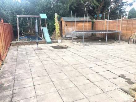 New Peachey Lane, Uxbridge, Image 7